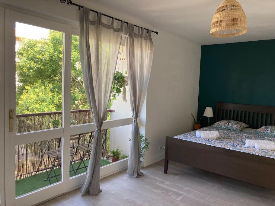 Cozy Studio With Balcony And Free Parking Екс ан Прованс Екстериор снимка